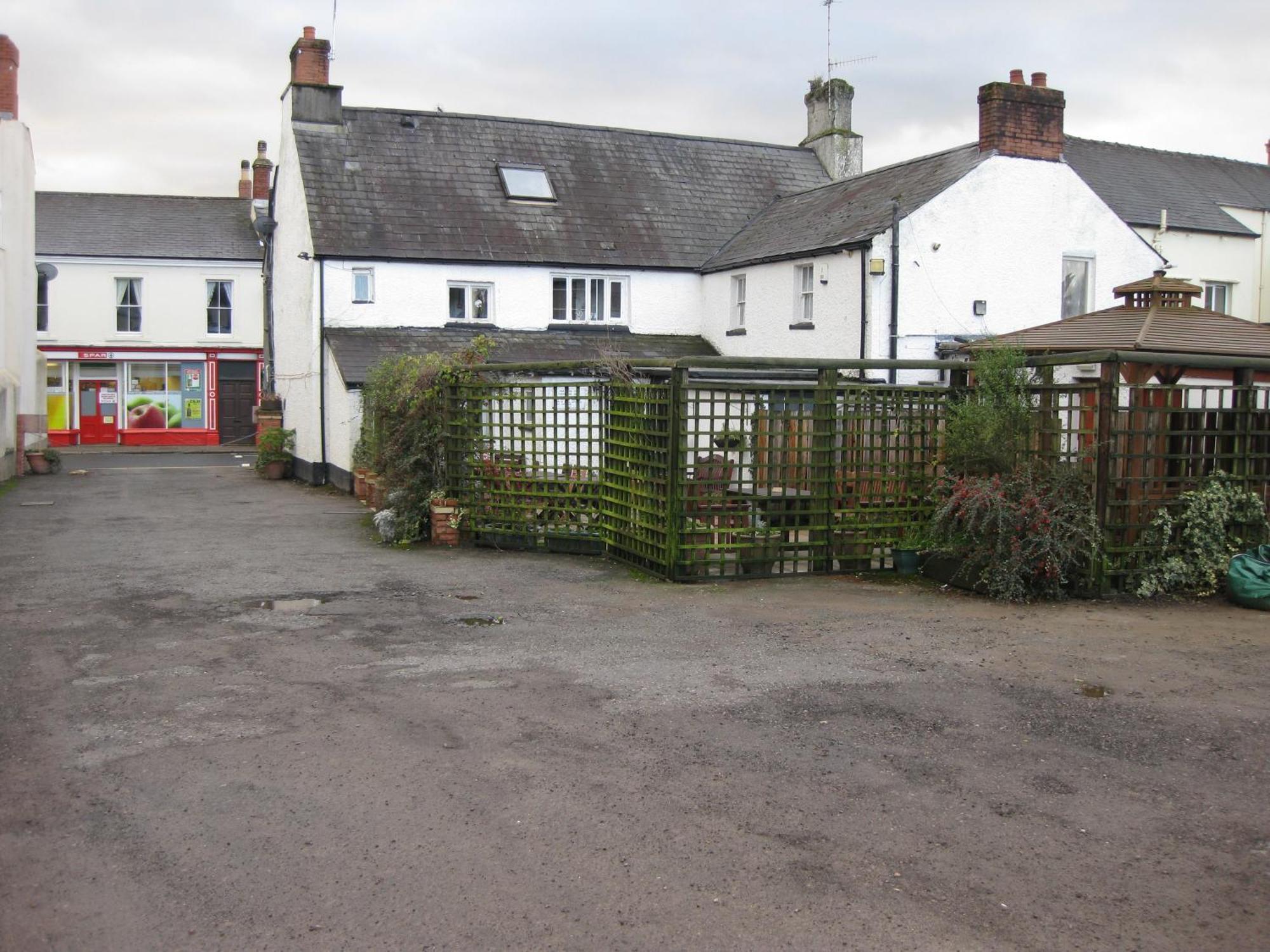 The Crosskeys Inn 우스크 외부 사진